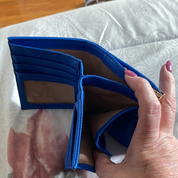 Wallet - Picture 4 of 6